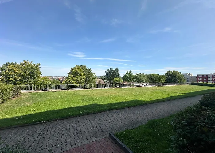 Akram Vi - Naturnah Mit Ausblick